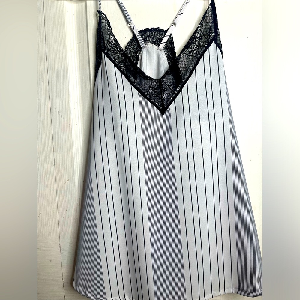 Lace trimmed striped V-Neck racerback cami - size M